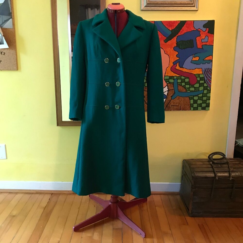 Vintage 1970's 100% wool emerald green coat